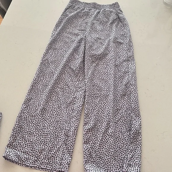 H&M 2 piece set, top and pants size US 16- girls - Picture 2 of 5